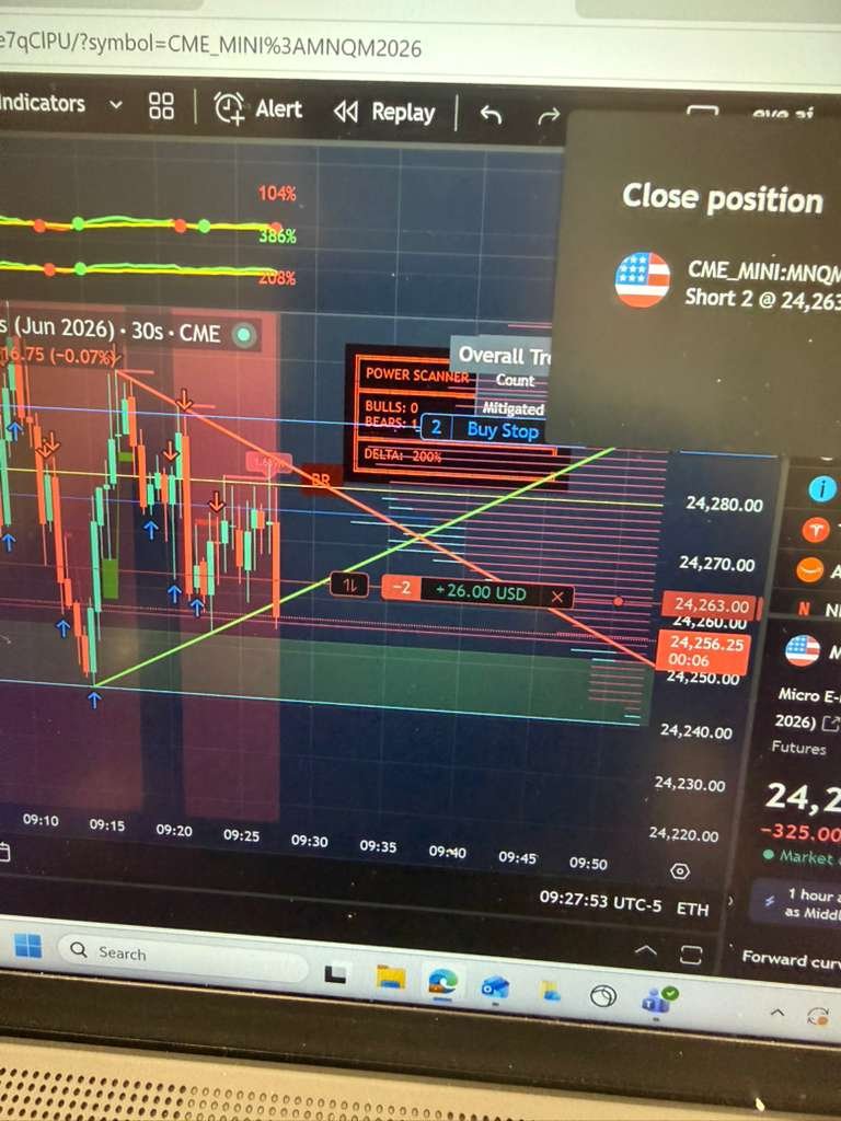 Live Trade — MNQ